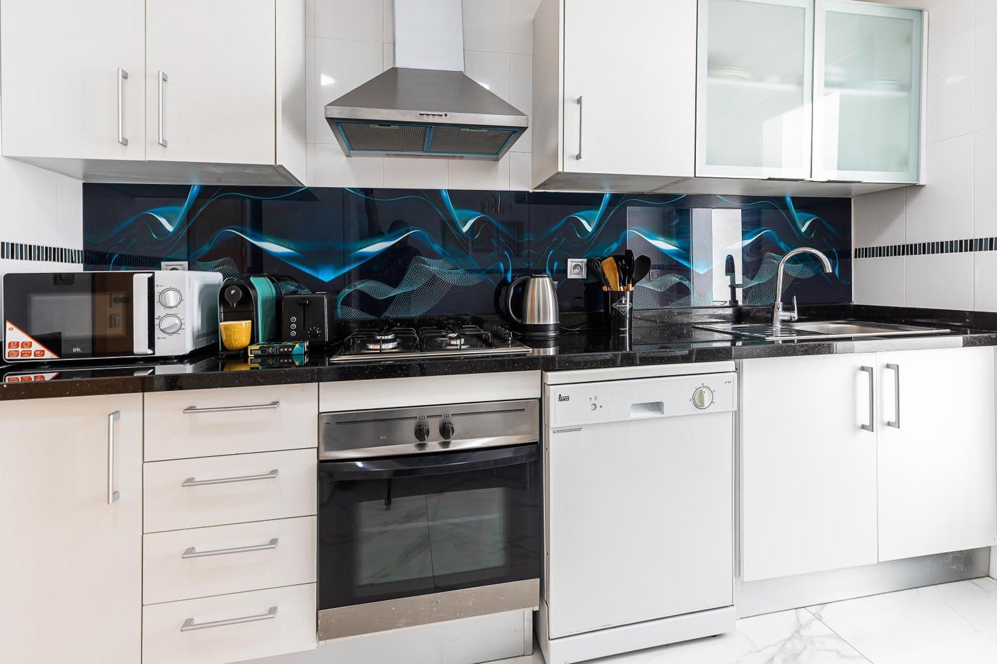 Appartement Pool View Stylish 3br, 2ba Apartment, 5-min To & Tgv