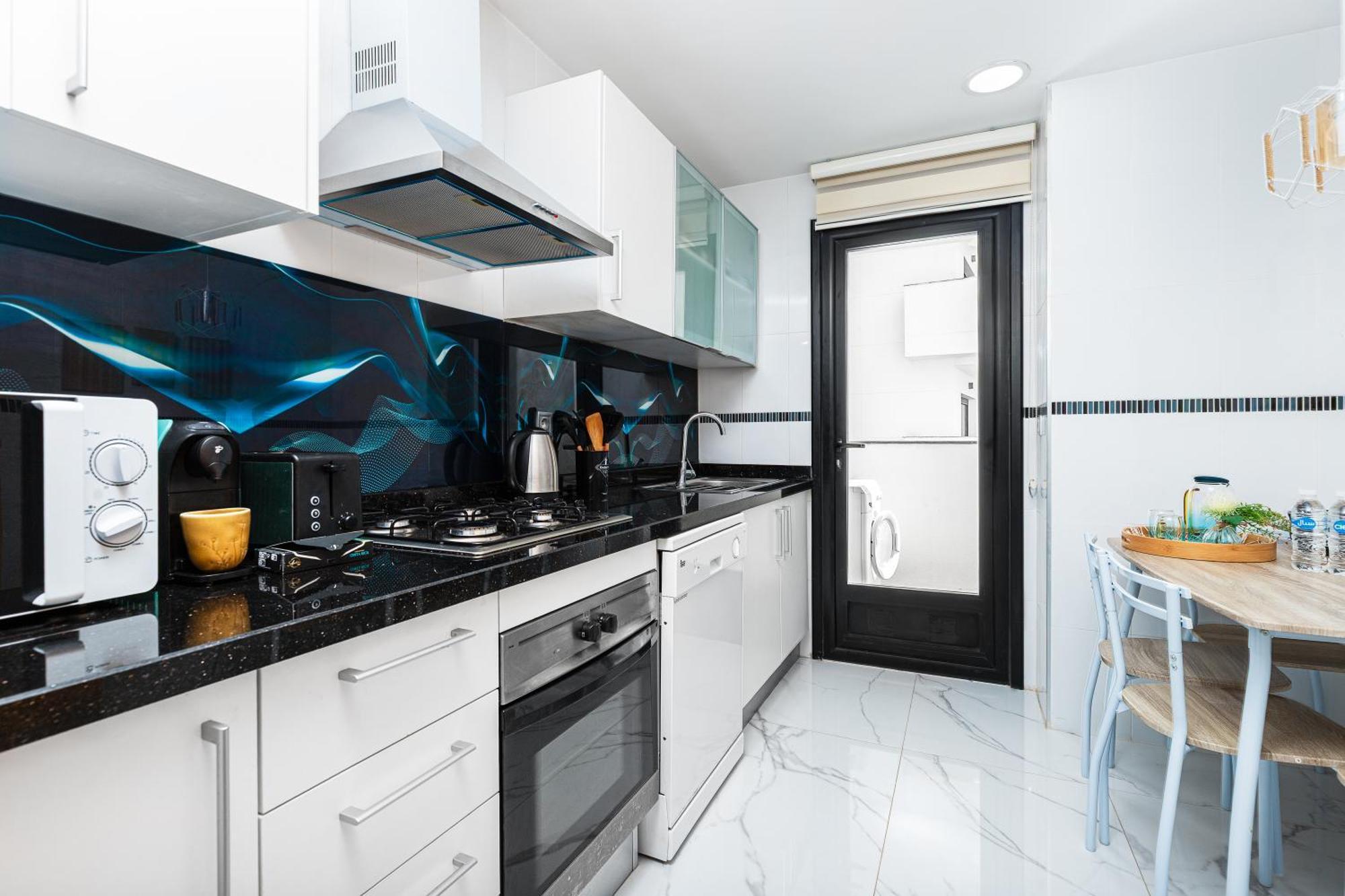 Pool View Stylish 3br, 2ba Apartment, 5-min To & Tgv Appartement Tanger