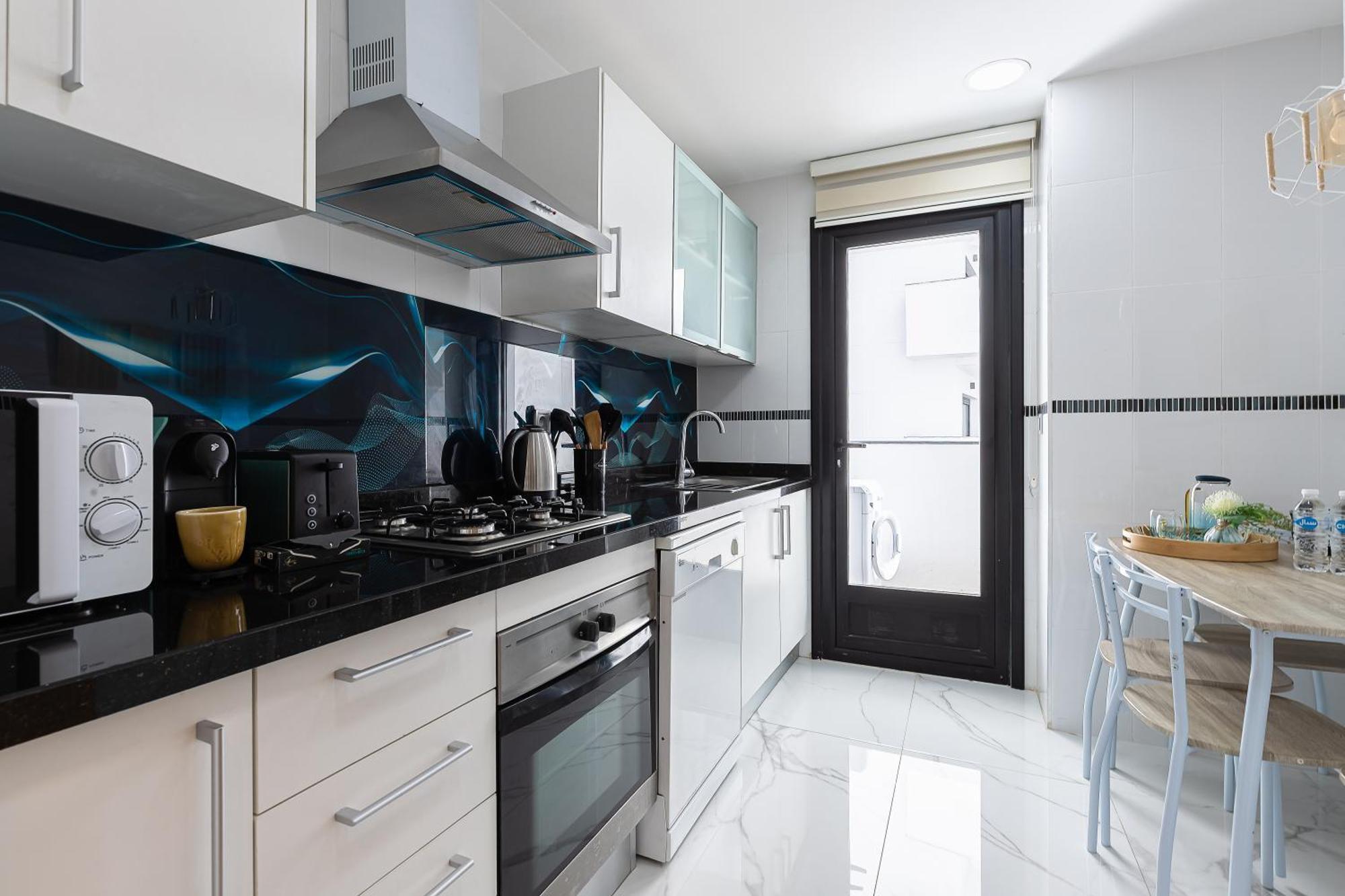 Pool View Stylish 3br, 2ba Apartment, 5-min To & Tgv Appartement Tanger